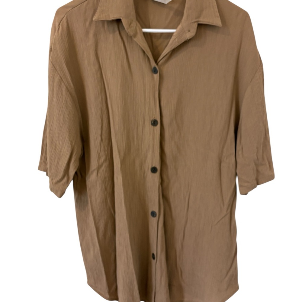 90s women’s Casual Button-Up Shirt in taupe